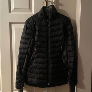 Mondetta Women's Dark Puffer Jacket